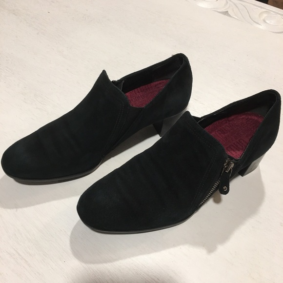 Munro Shoes - Munro Annee Suede ZIP Ankle Bootie Heel Shoes